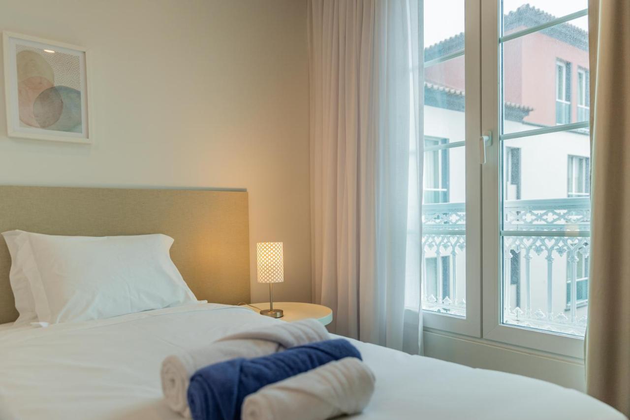 Downtown Pdl Premium Apartment Ponta Delgada  Luaran gambar